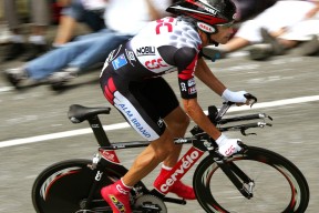 米兰 MILAN ESPORTS-体育新闻中心发布体育短视频传播策略白皮书，如何创意体育类短视频